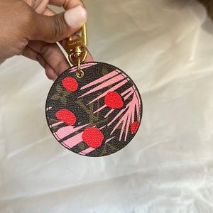 Louis Vuitton Monogram Jungle Dots Key chain